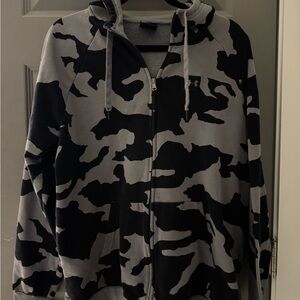 Under Armour Black and Gray Camo Hoodie